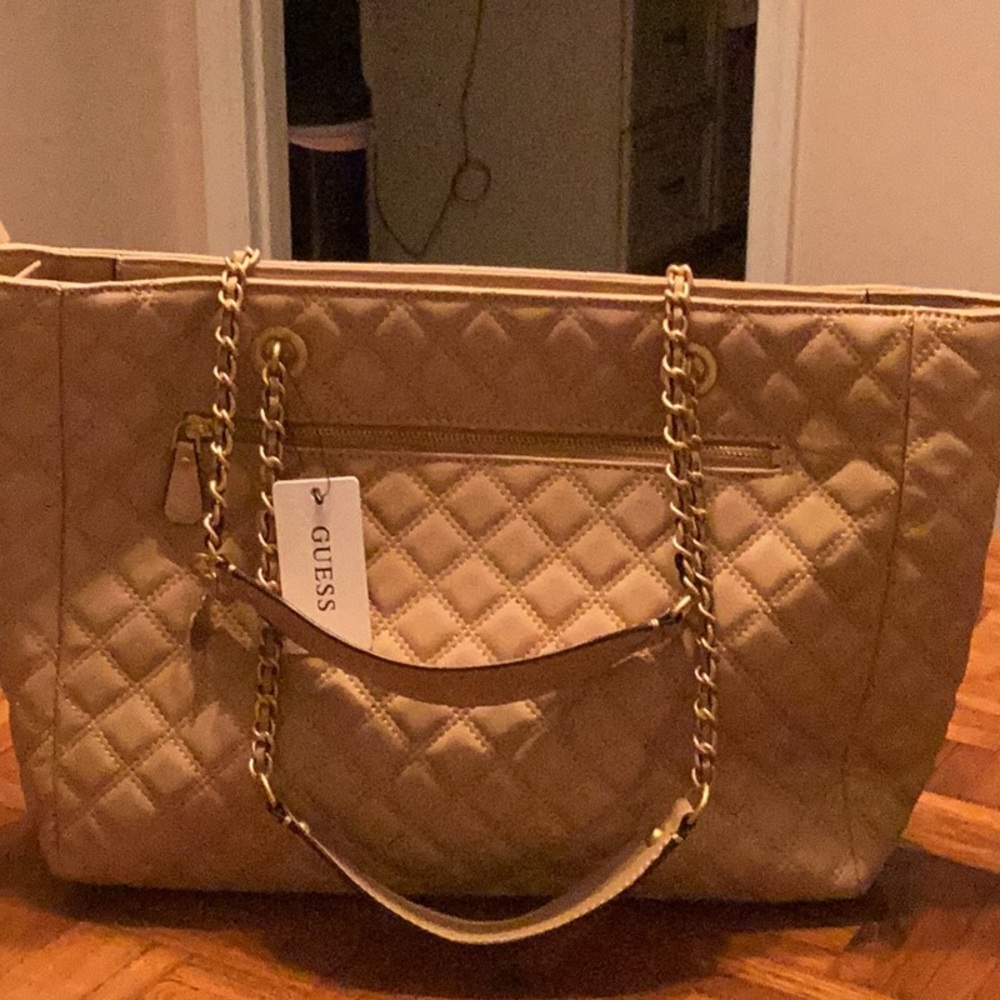 Giully Quilted Tote Bag- Guess